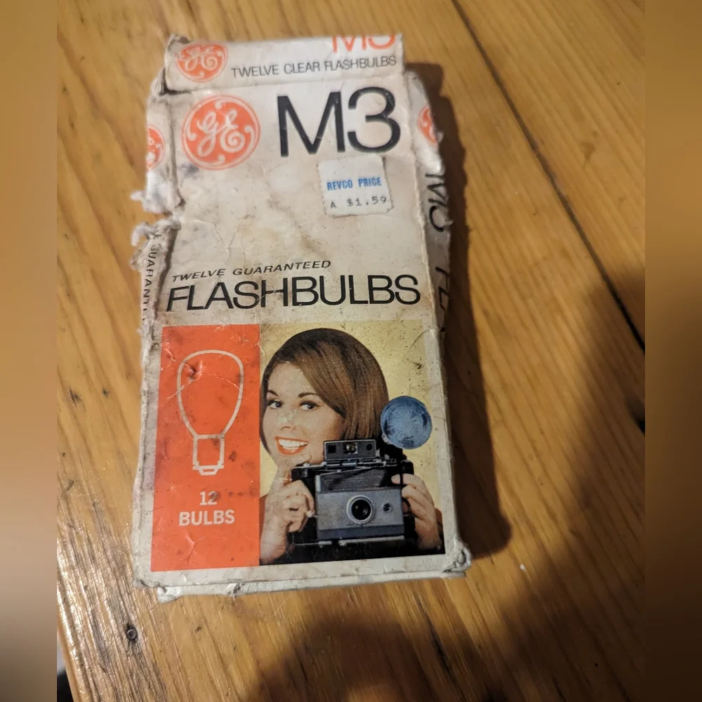 Vintage Flash M3 Bulbs